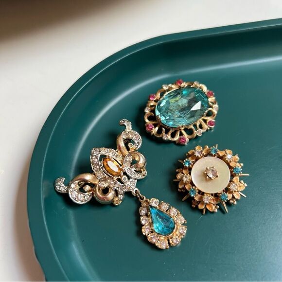 Stunning 3 Piece Vintage 50s 60s MCM Atomic Era Aqua Tone Crystal Brooch Pin Lot - Picture 10 of 10